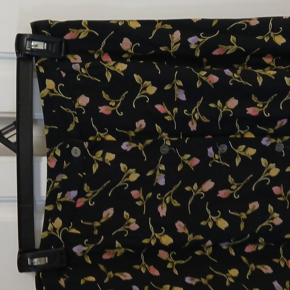 Liz Claiborne Black Floral Skirt - Picture 3 of 4